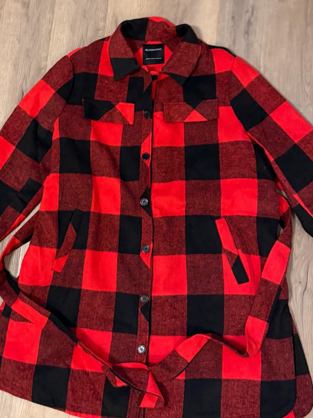 BloomChic Buffalo Plaid Shacket Jacket Red Black Belted Size 18-20
